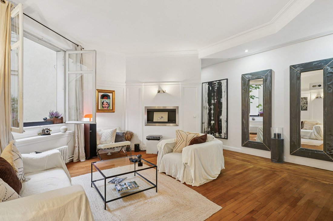 Apartment in Invalides, Paris 7e Arrondissement, Paris 3 - 18060486