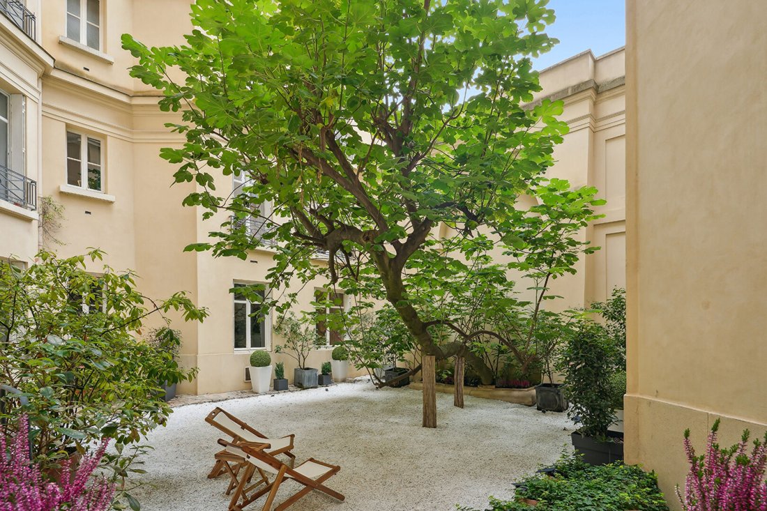 Apartment in Invalides, Paris 7e Arrondissement, Paris 1 - 18060486