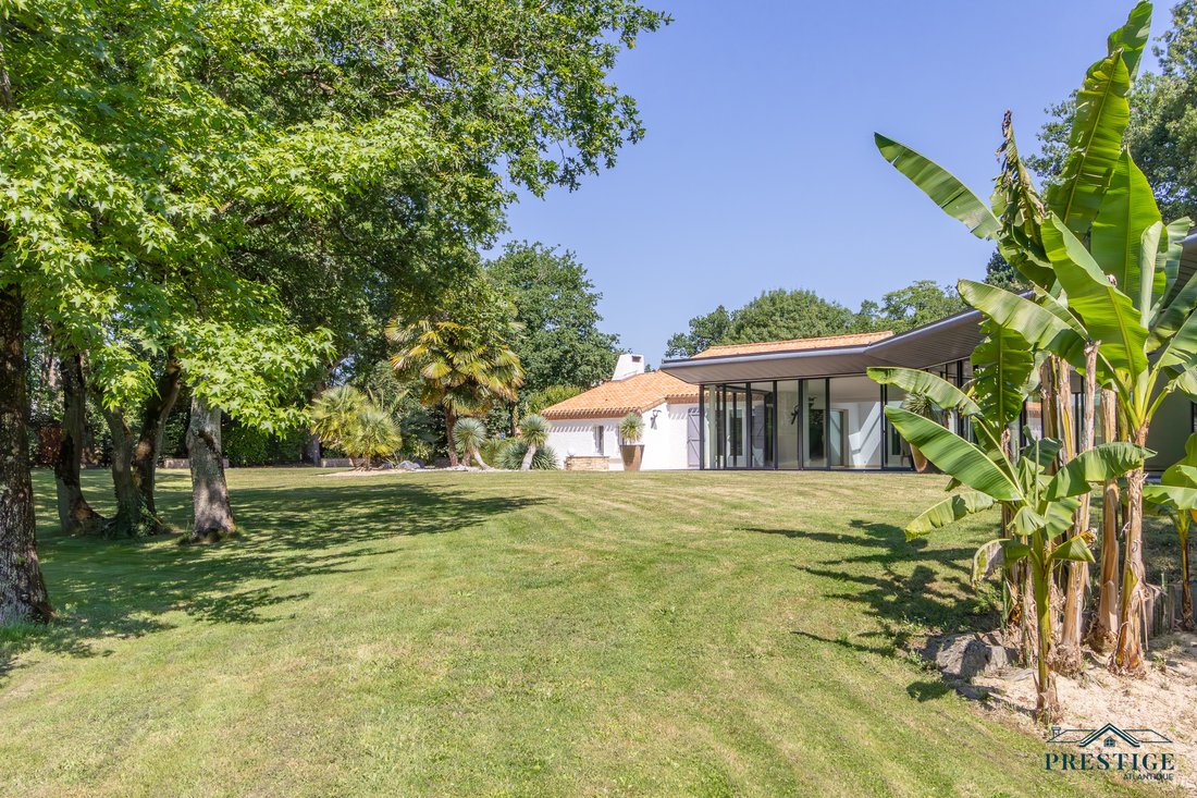 House in Saint-Aignan-Grandlieu, Pays de la Loire, France 2 - 18060675