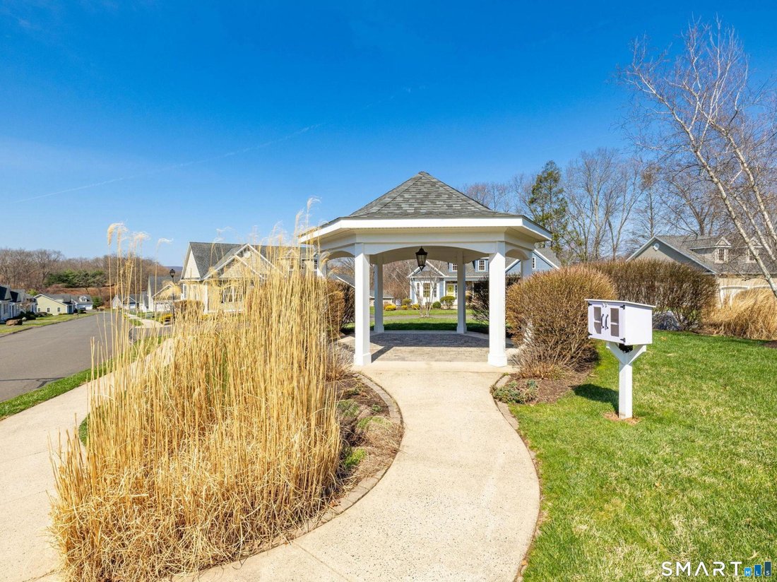Condo in Southington, Connecticut, United States 5 - 18060616