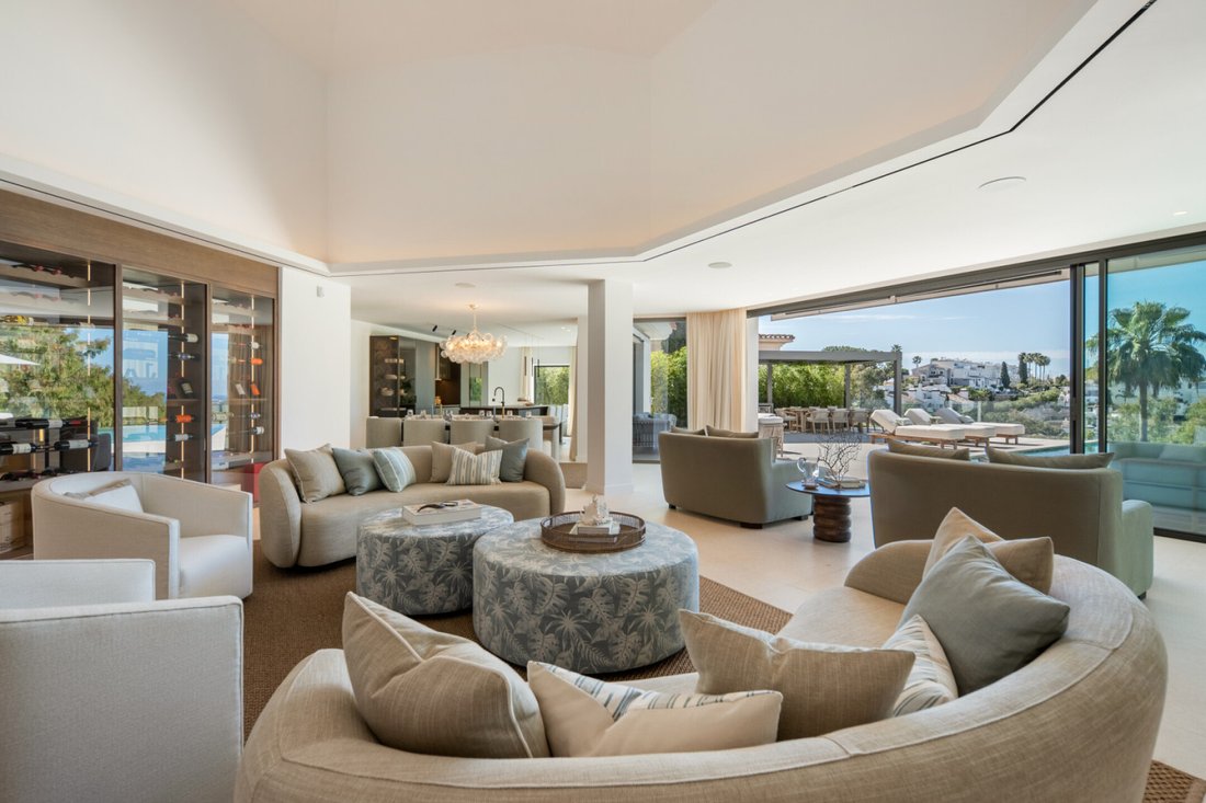 Villa in Benahavis, Andalusia, Spain 4 - 18061055