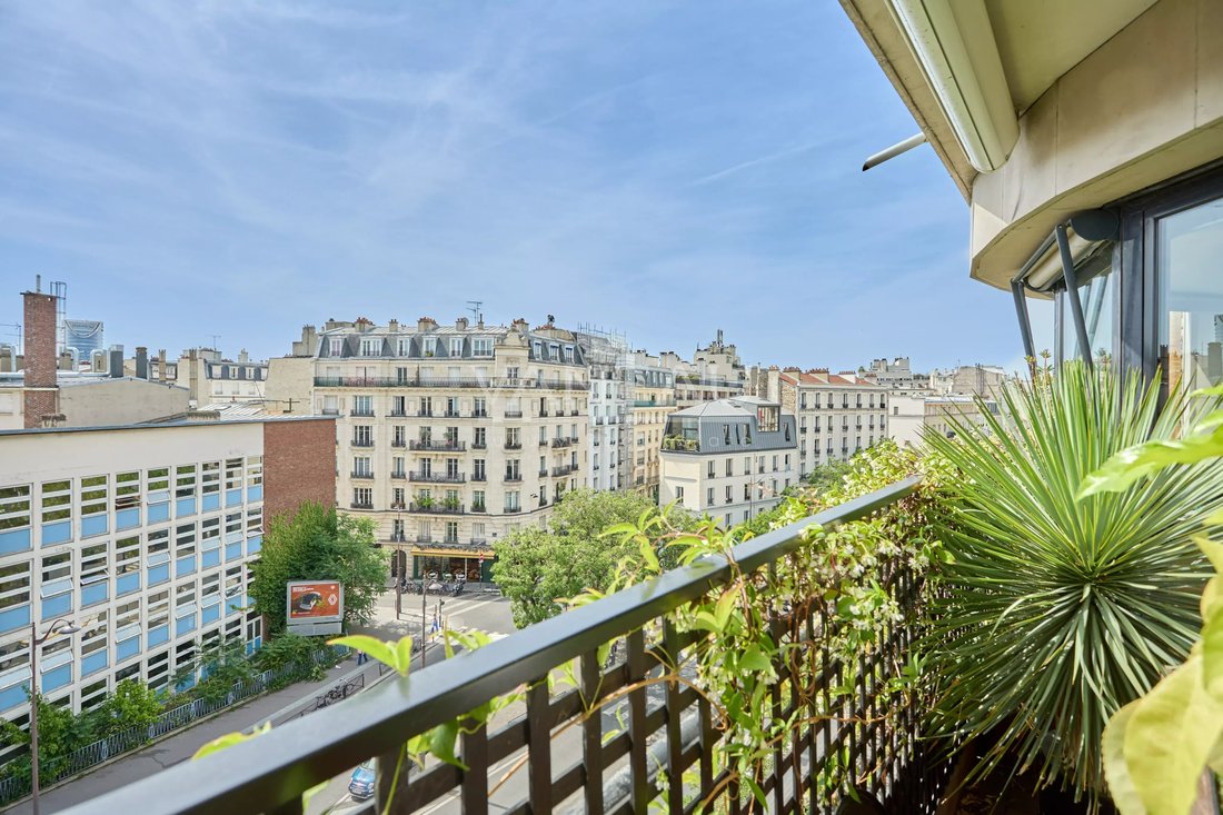 Apartment in Auteuil Sud, Paris 16e Arrondissement, Paris 5 - 18060342