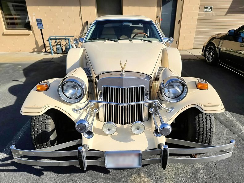 Coupe in Glendale, United States 2 - 17546424