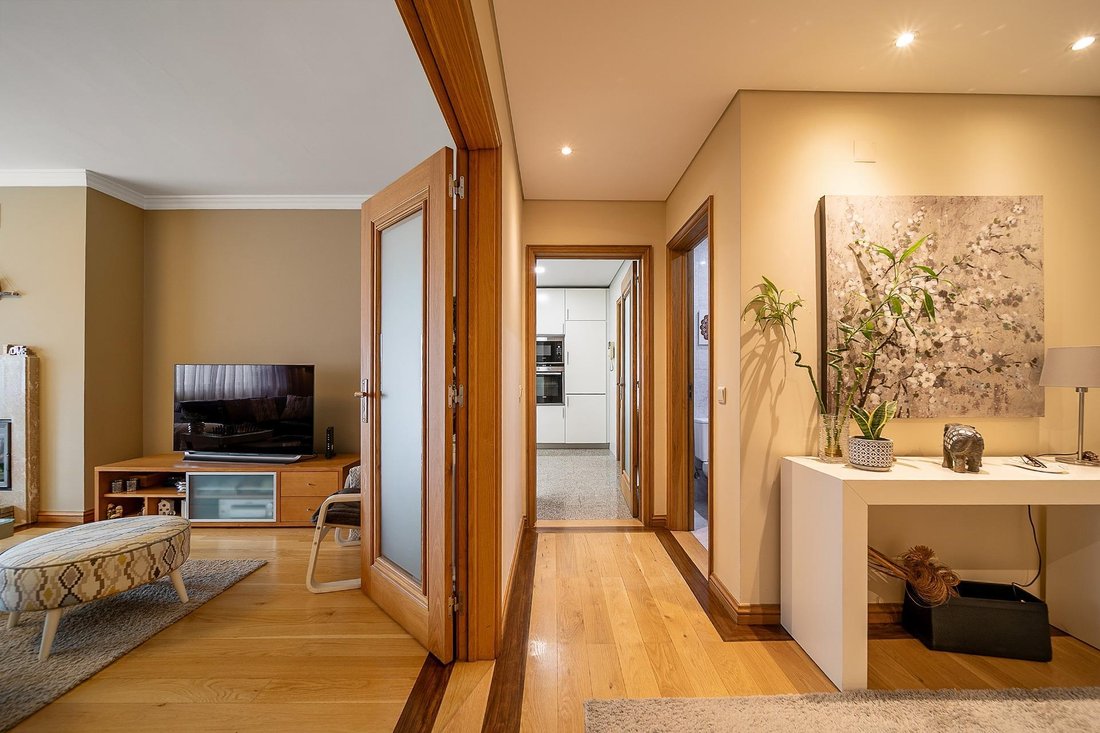 Apartment in Santa Marinha e Sao Pedro da Afurada, Porto District, Portugal 3 - 18061051