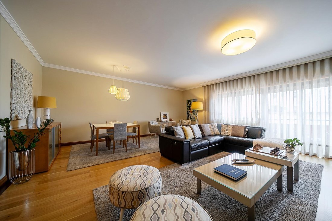 Apartment in Santa Marinha e Sao Pedro da Afurada, Porto District, Portugal 1 - 18061051