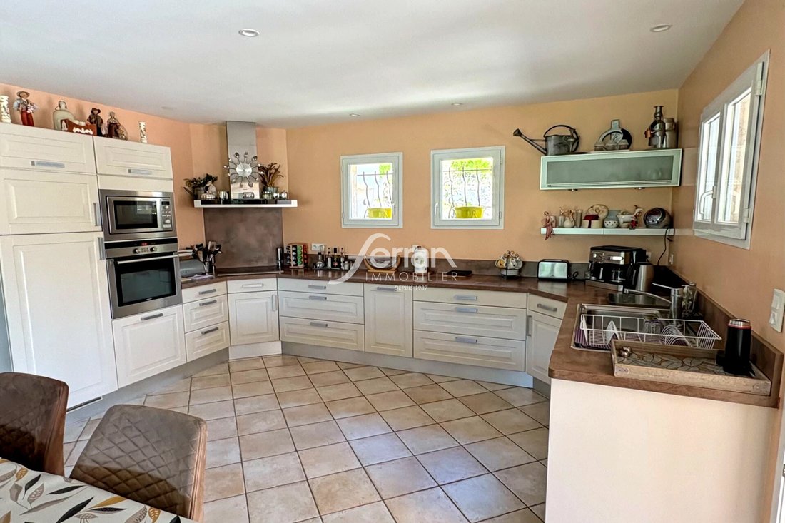 Villa in Callas, Provence-Alpes-Côte d'Azur, France 5 - 18055246