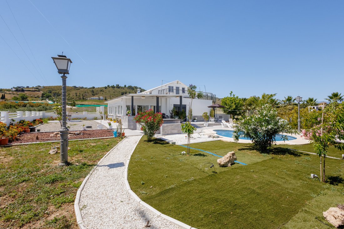 Villa in Coin, Andalusia, Spain 2 - 18060764