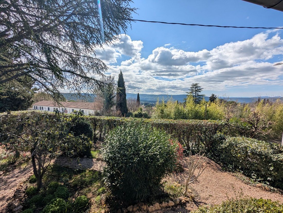 Maison à Villecroze, Provence-Alpes-Côte d'Azur, France 4 - 18060439