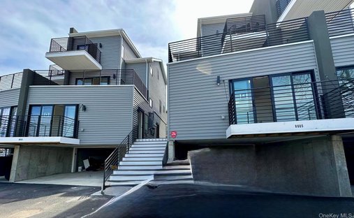 House in New York, New York, United States 1