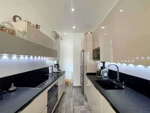 Apartamento en Menton, Provenza-Alpes-Costa Azul, Francia 5 - 15689816