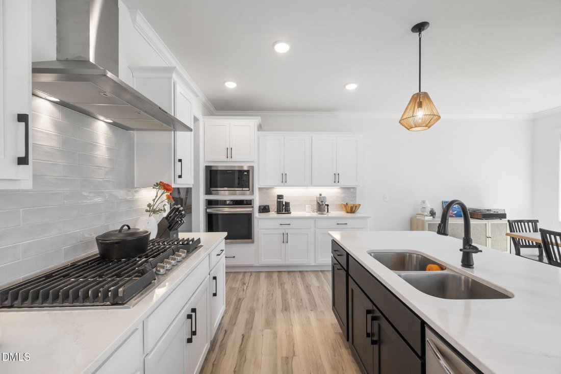 House in Fuquay-Varina, North Carolina, United States 5 - 18060240