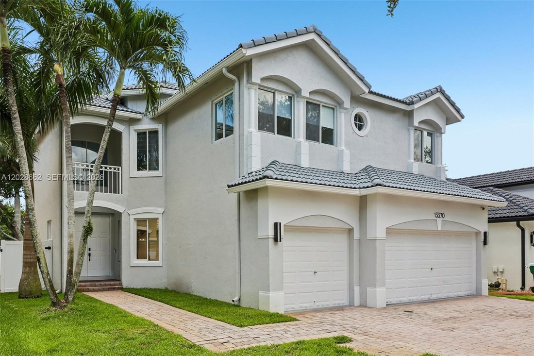 House in Miramar, Florida, United States 1 - 18060599