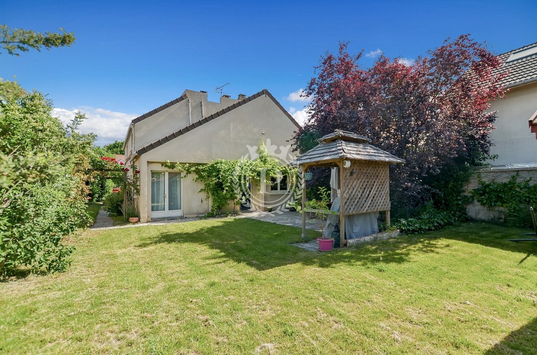 House in Saint Prix Forêt, Saint-Prix, France 1 - 18060651
