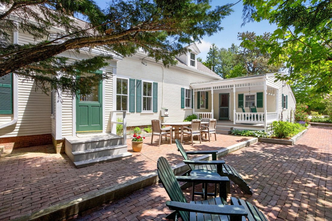 House in Dennis, Massachusetts, United States 3 - 18060203