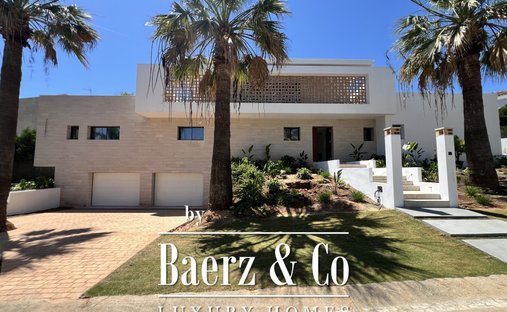 Villa in Sotogrande, San Roque, Andalusia 1