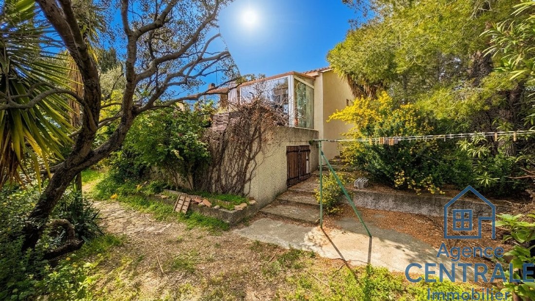 House in La Ciotat, Provence-Alpes-Côte d'Azur, France 1 - 18060836