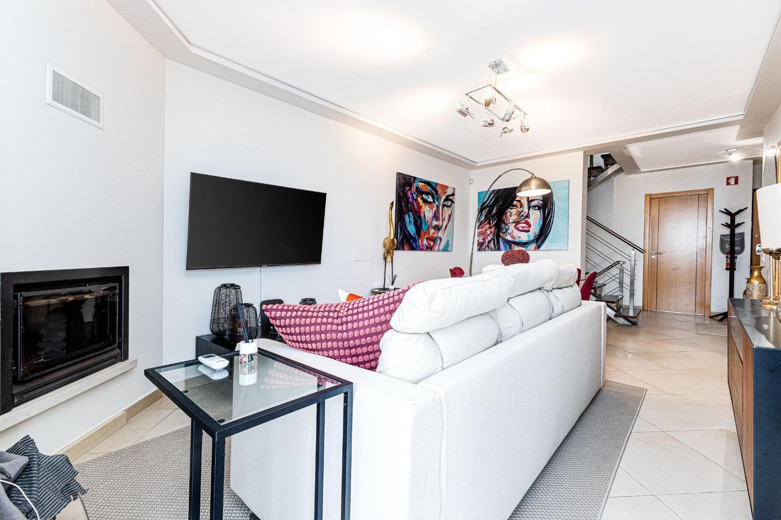 House in Vilamoura, Quarteira, Algarve 4 - 18060346