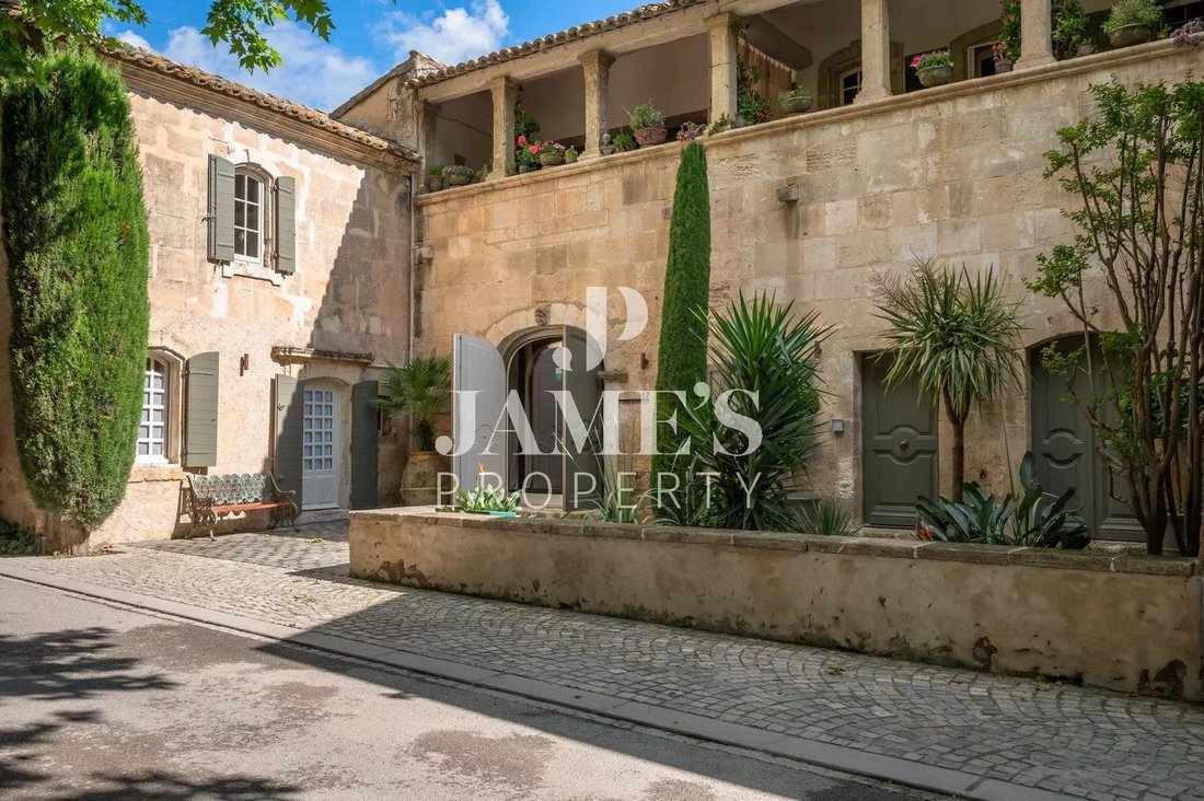 House in Paradou, Provence-Alpes-Côte d'Azur, France 2 - 17646407