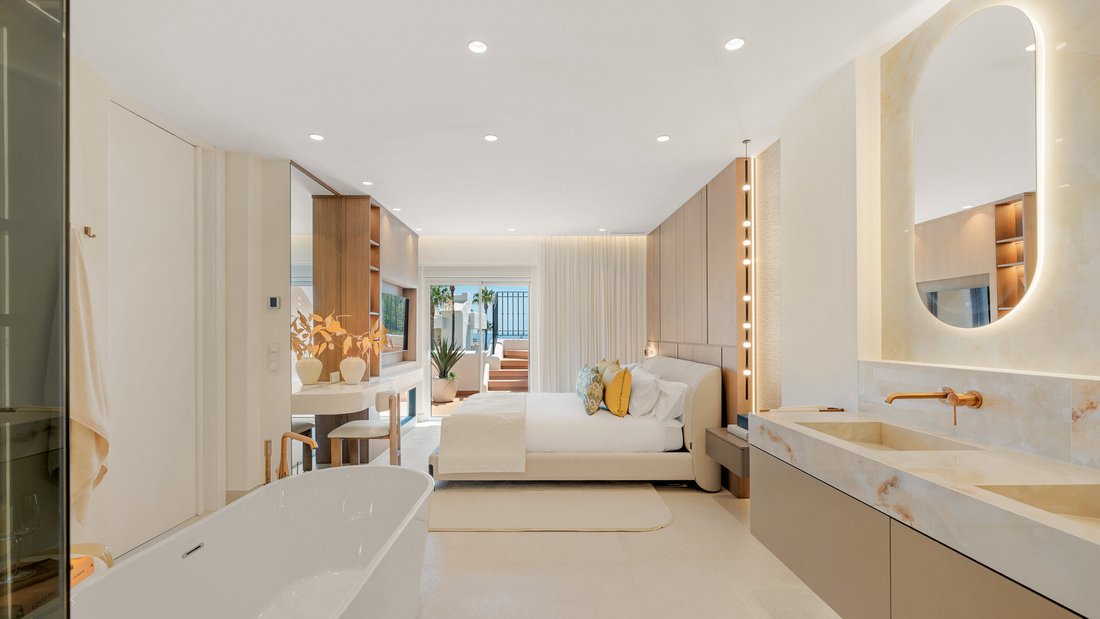 Apartment in Estepona, Andalusia, Spain 2 - 18060908