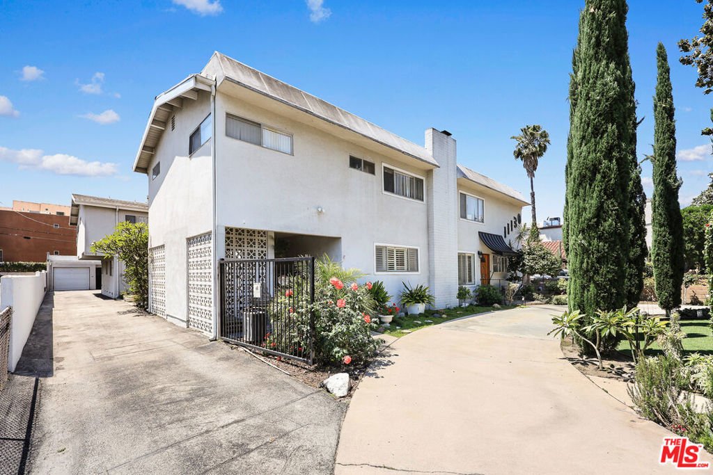 Los Angeles, California, United States 4 - 18060204