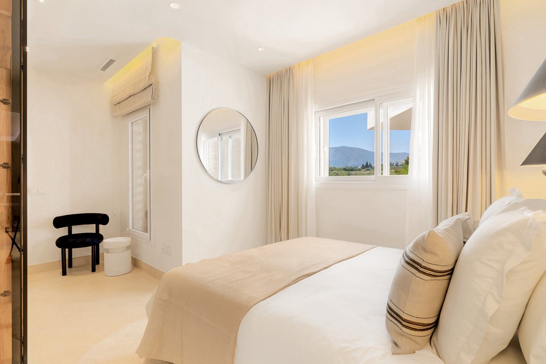 Penthouse in Estepona, Andalusia, Spain 3 - 18060900