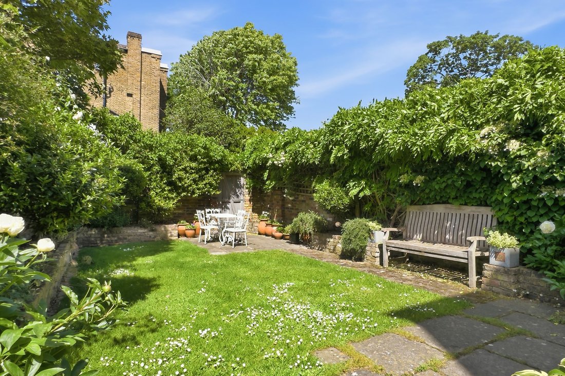 House in Palewell, Richmond Upon Thames, England 3 - 18060289