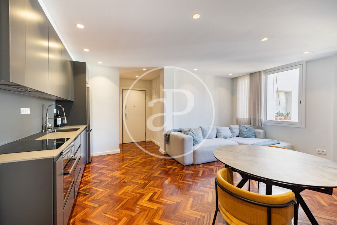 Apartment in Sarrià-Sant Gervasi, Barcelona, Spain 1 - 18061086
