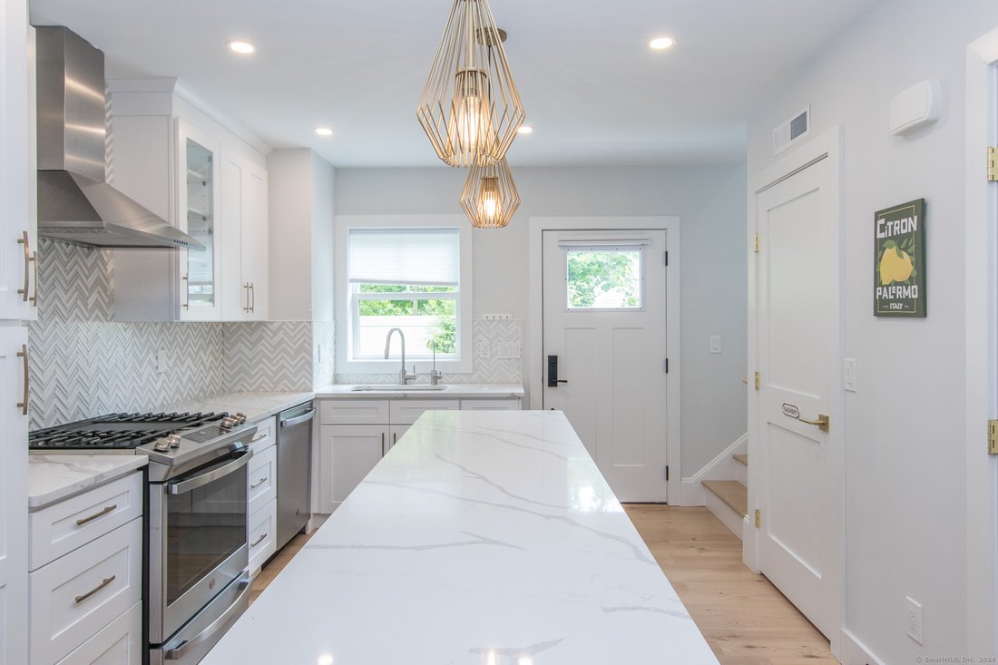 Condo in Norwalk, Connecticut, United States 4 - 18060606
