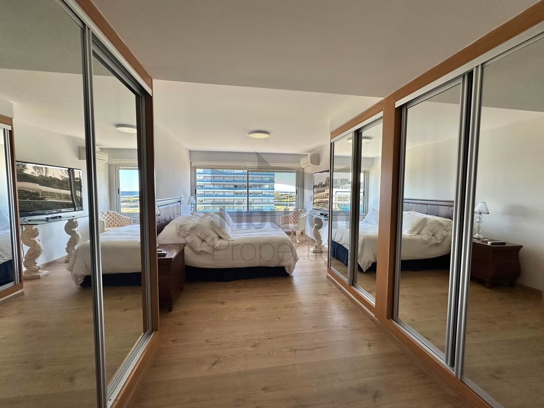 Apartment in Punta del Este, Maldonado Department, Uruguay 5 - 18062485