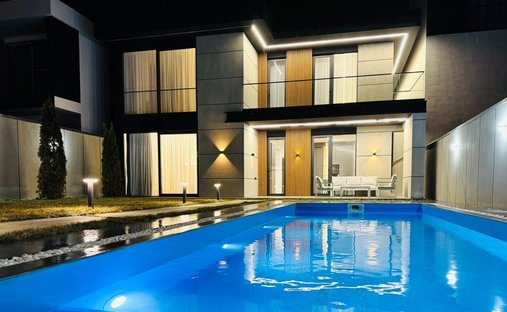 House in Tbilisi, Tbilisi, Georgia 1
