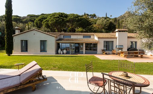 Villa en Cabrera de Mar, Cataluña, España 1