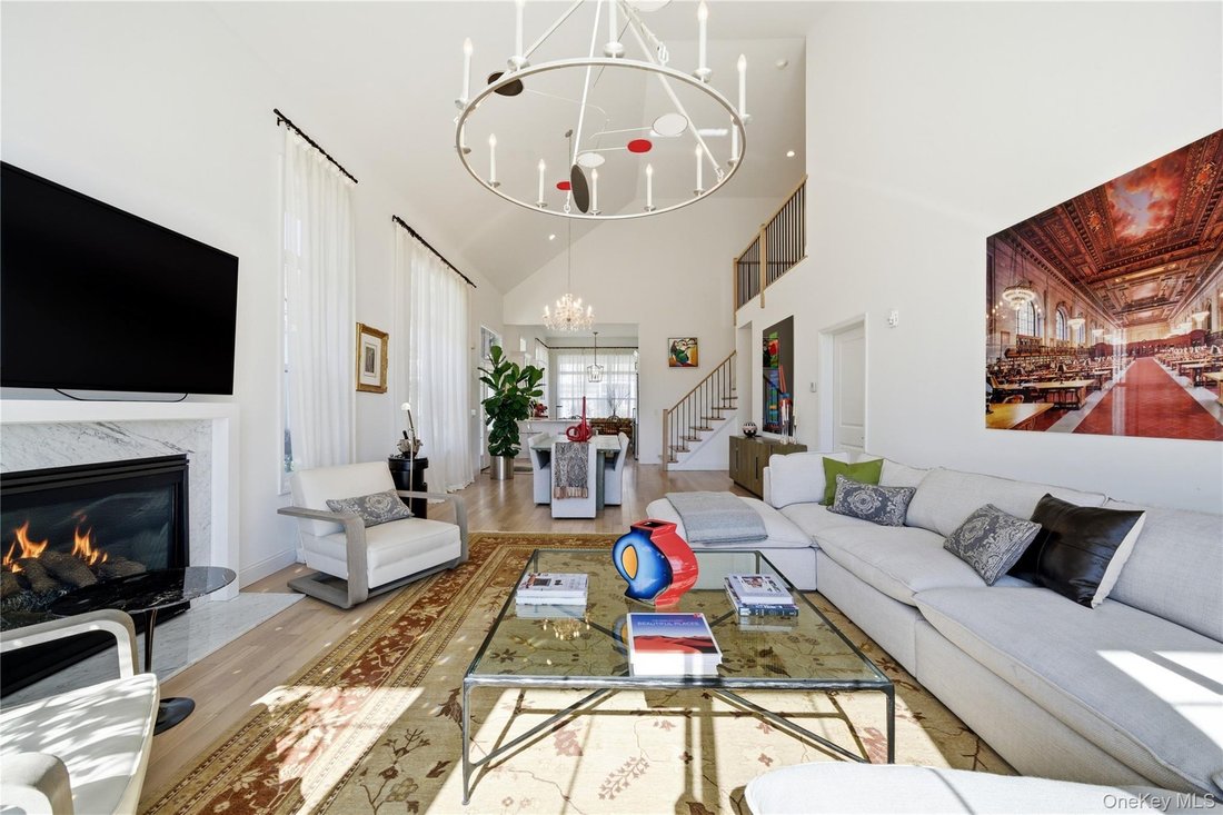 Condo in Yaphank, New York, United States 5 - 17494323