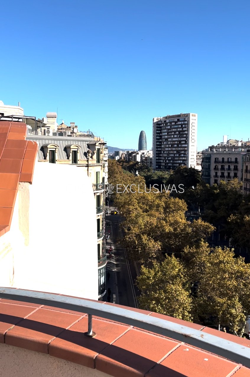 Apartment in Eixample, Barcelona, Spain 4 - 17340296