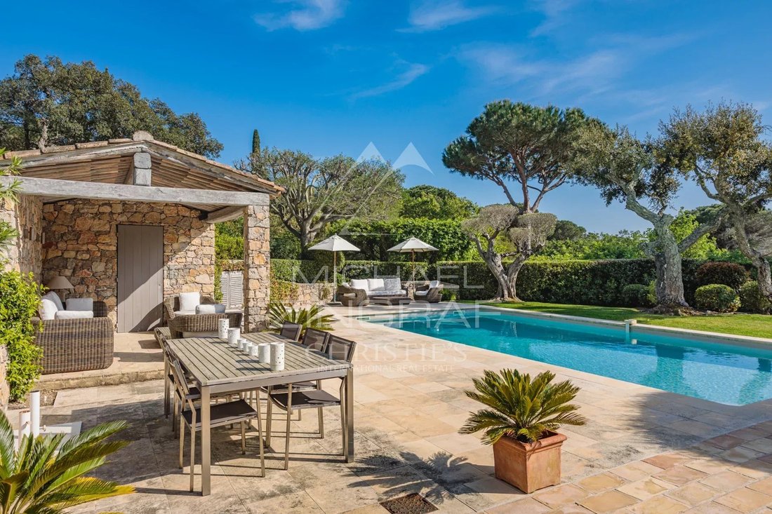 Villa in Ramatuelle, Provence-Alpes-Côte d'Azur, France 4 - 11969550
