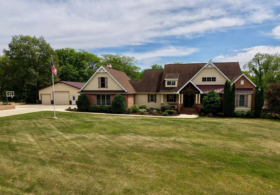 House in Spring Valley, Illinois, United States 1 - 18063451