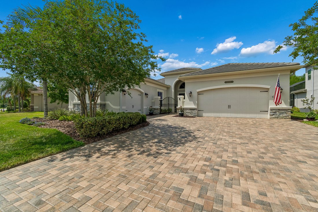 House in Zephyrhills, Florida, United States 1 - 17948887