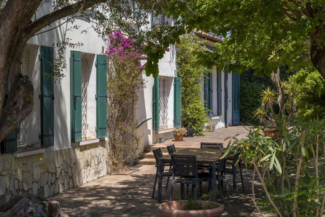 House in Toulon, Provence-Alpes-Côte d'Azur, France 2 - 18064184
