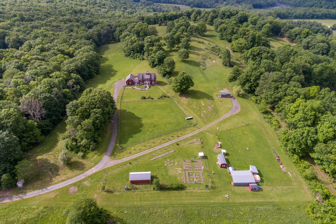 House in Guilford, Connecticut, United States 2 - 18064591