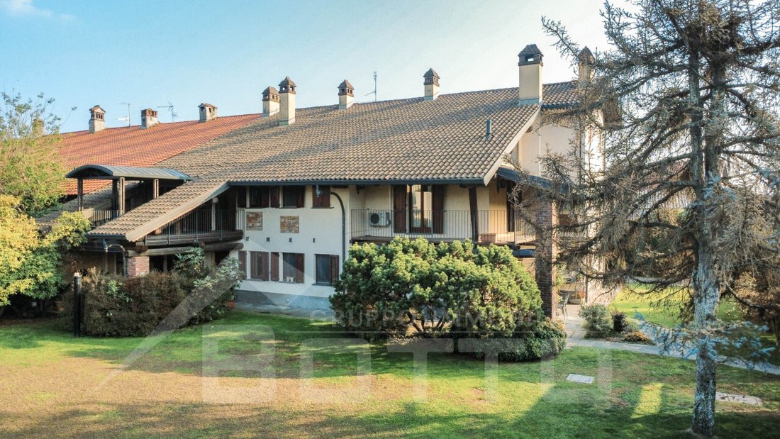 Villa in Cecca-Agagliate, Piedmont, Italy 1 - 18064703
