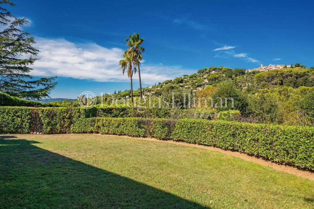 Villa in Mougins, Provence-Alpes-Côte d'Azur, France 4 - 13603607