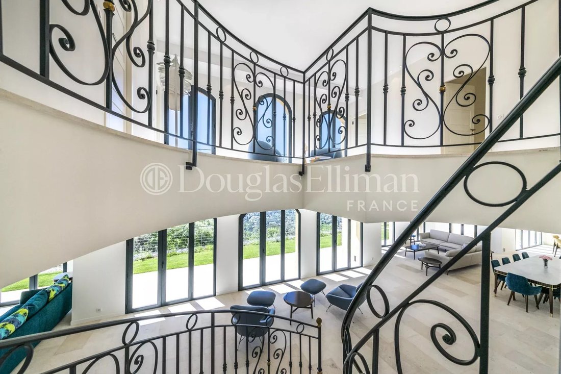 Villa in Cabris, Provence-Alpes-Côte d'Azur, France 5 - 14298938