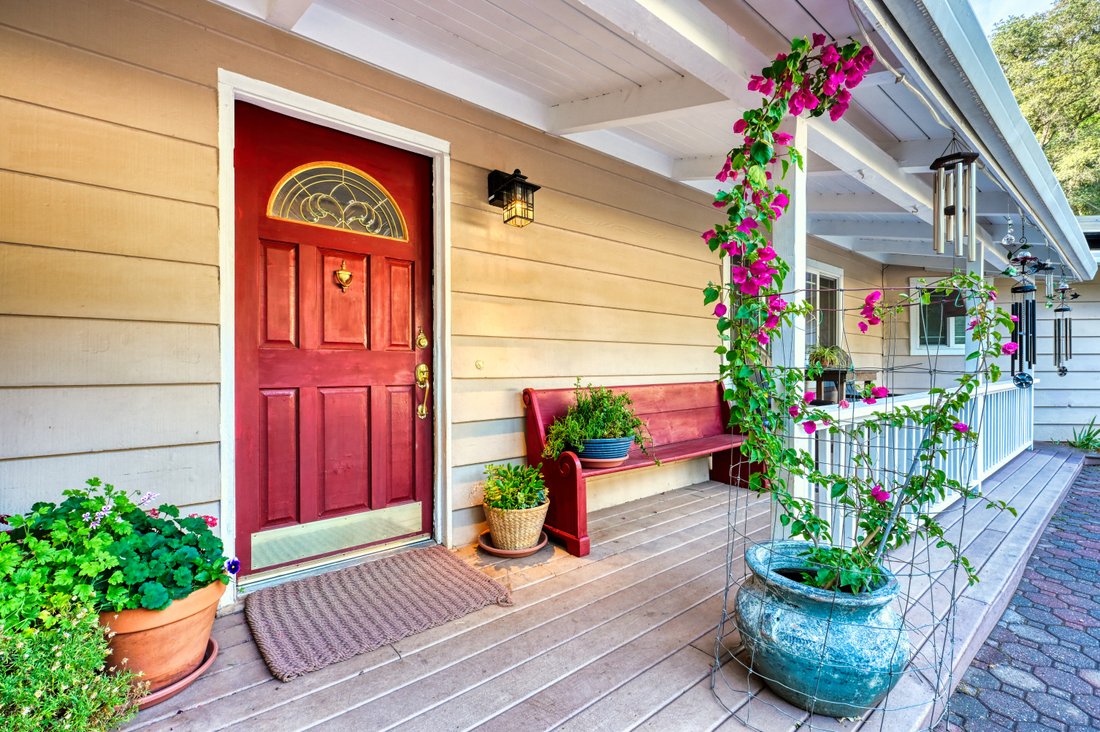 Grass Valley, California, United States 5 - 18061747