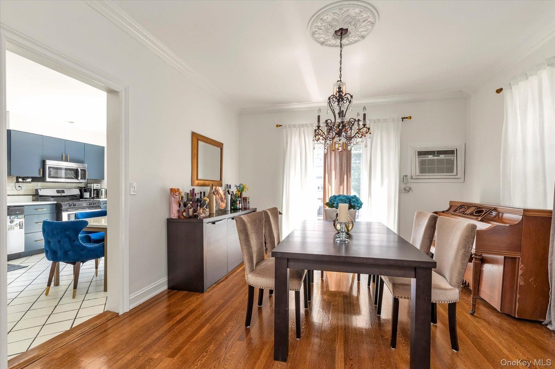 House in Woodmere, New York, United States 5 - 18063972