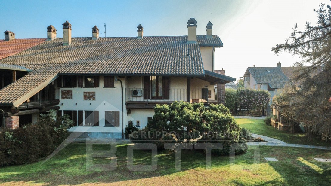 Villa in Cecca-Agagliate, Piedmont, Italy 4 - 18064703