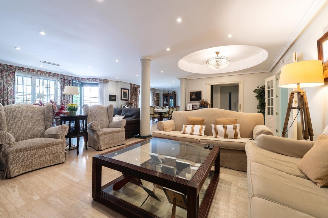 Villa in Hortaleza, Madrid, Spain 4 - 17502649