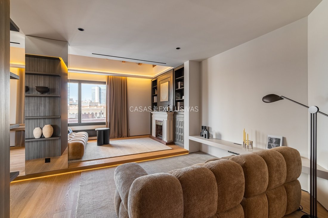 Apartment in Sarrià-Sant Gervasi, Barcelona, Spain 4 - 18028098