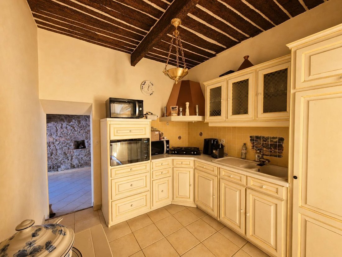 Villa in Le Cannet-des-Maures, Provence-Alpes-Côte d'Azur, France 5 - 15452573