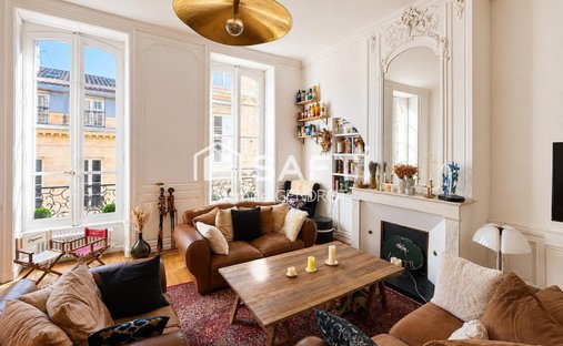 Apartment in Hôtel de Ville-Quinconce-Saint Seurin-Fondaudège, Bordeaux, France 1