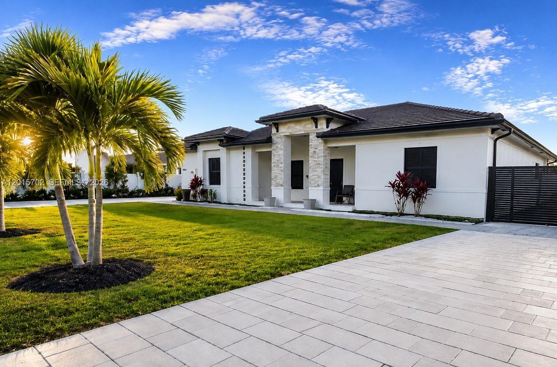 House in Miami, Florida, United States 1 - 17875822