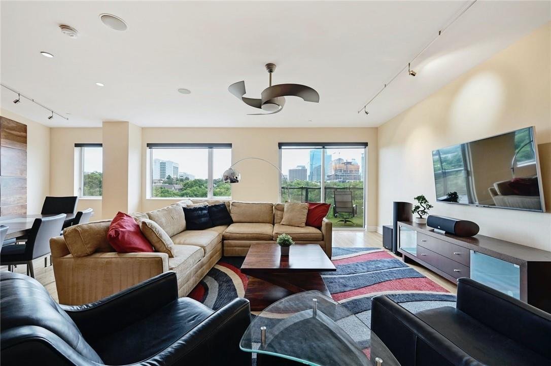 Condo in Austin, Texas, United States 4 - 18063816
